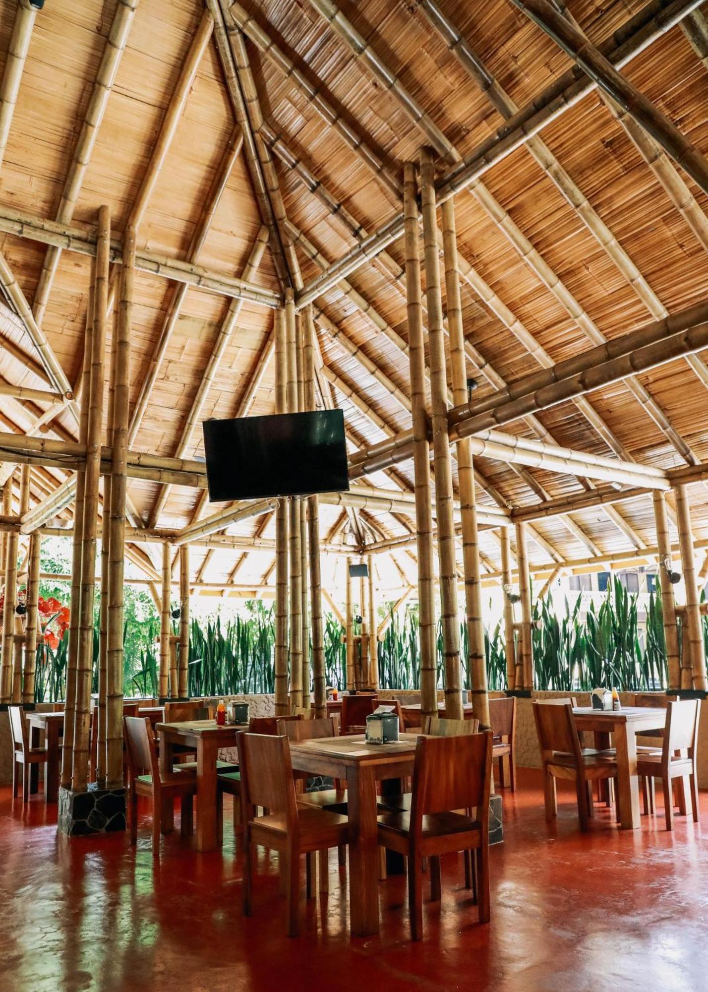 Hotel Y Restaurante El Paramo San Rafael  Eksteriør bilde